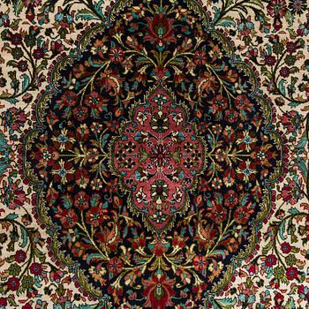 Matta, silke Ghom, centrala Persien, ca 205 x 145 cm.