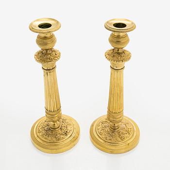 Kynttilänjalkapari, empire, Ranska, 1800-luvun alku.