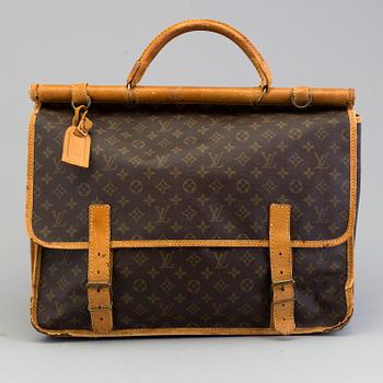 A monogram canvas 'Hunting Kleber' bag from Louis Vuitton.