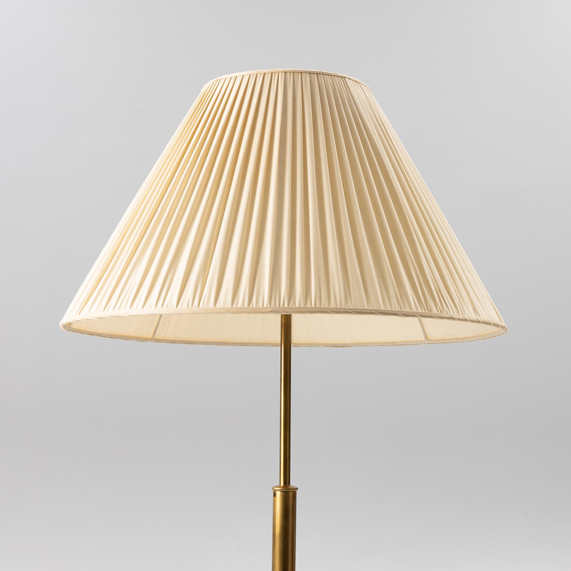 Josef Frank, golvlampa, modell 2148, Firma Svenskt Tenn.