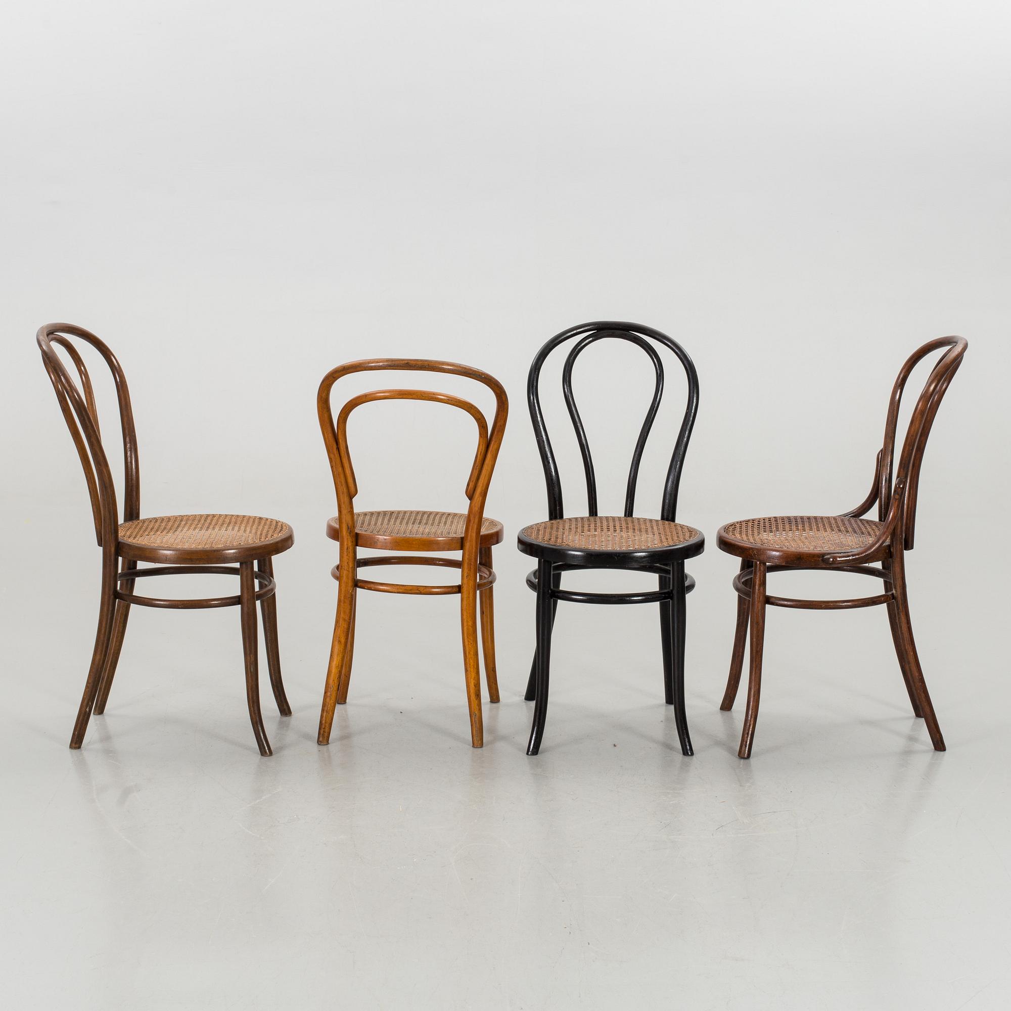 A SET OF 4 SIMILAR THONET CHAIRS.