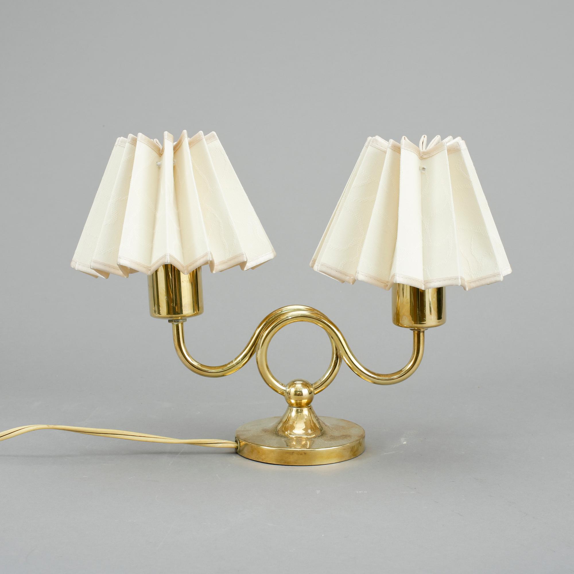 BORDSLAMPA, mässing, "Smycket" nr 2483/1, Josef Frank, Svenskt Tenn.