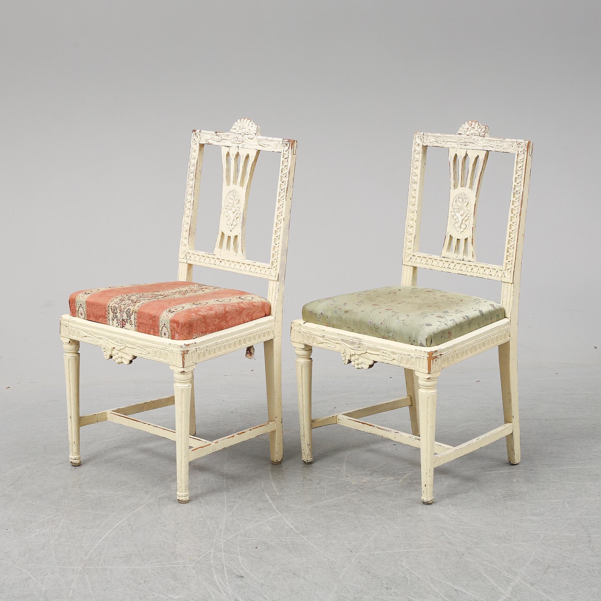 Seven Gustavian chairs from around year 1800.