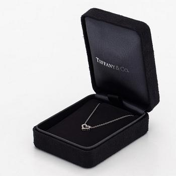 Tiffany & Co, kaulakoru, "Tiffany Hearts", platinaa ja timantteja.