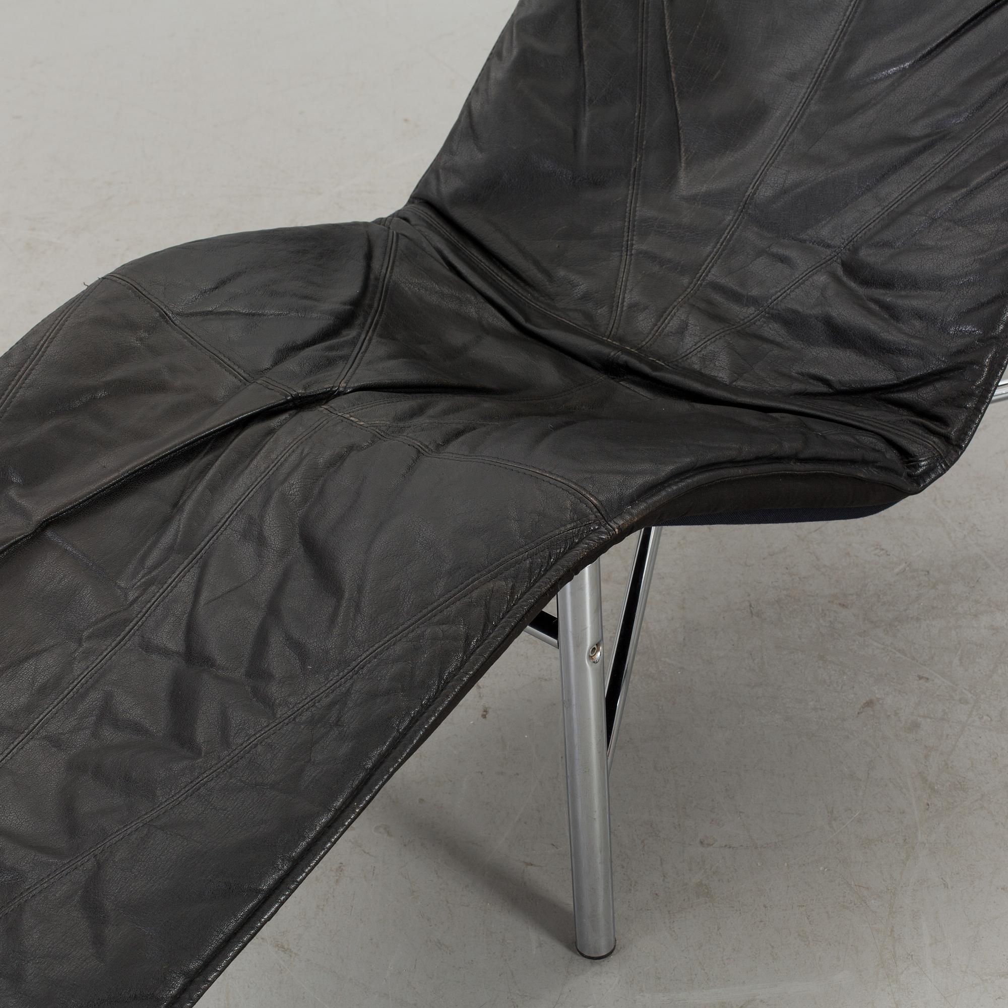 A lounge chair "Skye" by Tord Björklund, IKEA.