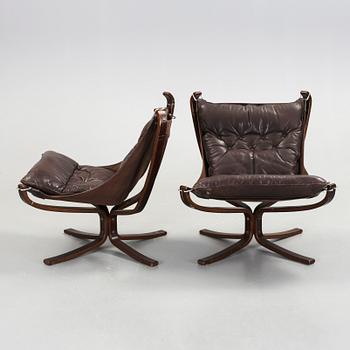FÅTÖLJER, 2 st, "Falcon chair", Sigurd Ressell, Vatne Möbler, Norge, 1970-tal.