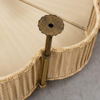 A 1940/50's ceiling light.