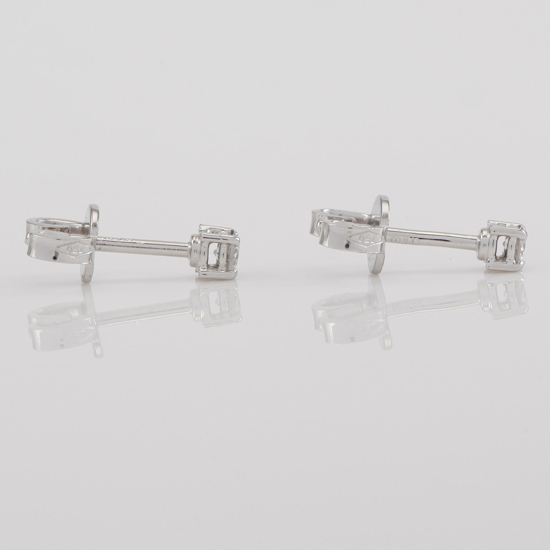 ÖRHÄNGEN, 1 par, 18K vitguld och diamanter tot ca 0.12 ct.