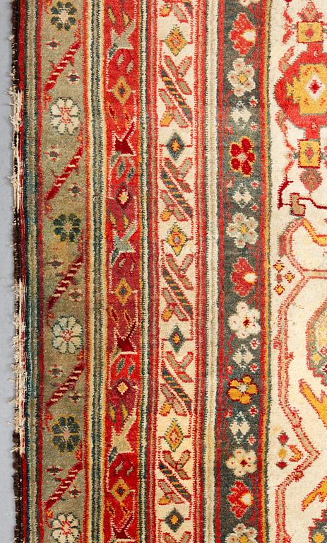 Matta, antik Indisk, sannolikt Agra, ca 467,5-474 x 369,5-374 cm.