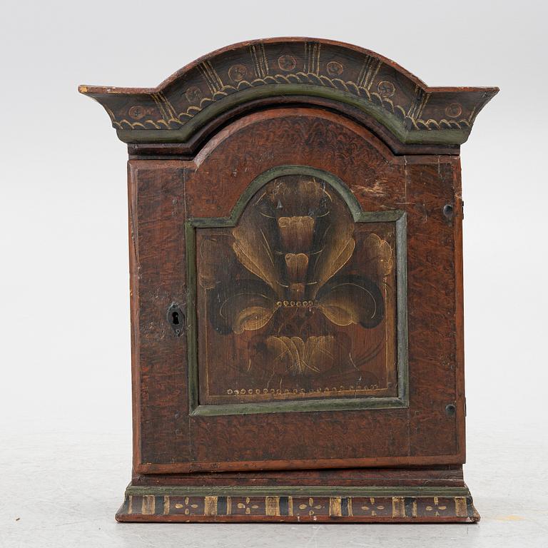 A hanging cabinet, 19th Century.