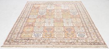 Matta Old silke Kayseri, Västra Anatolien. ca 297 x 196 cm.