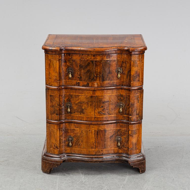 A late baroque chest of drawers, first half of the 18th century.