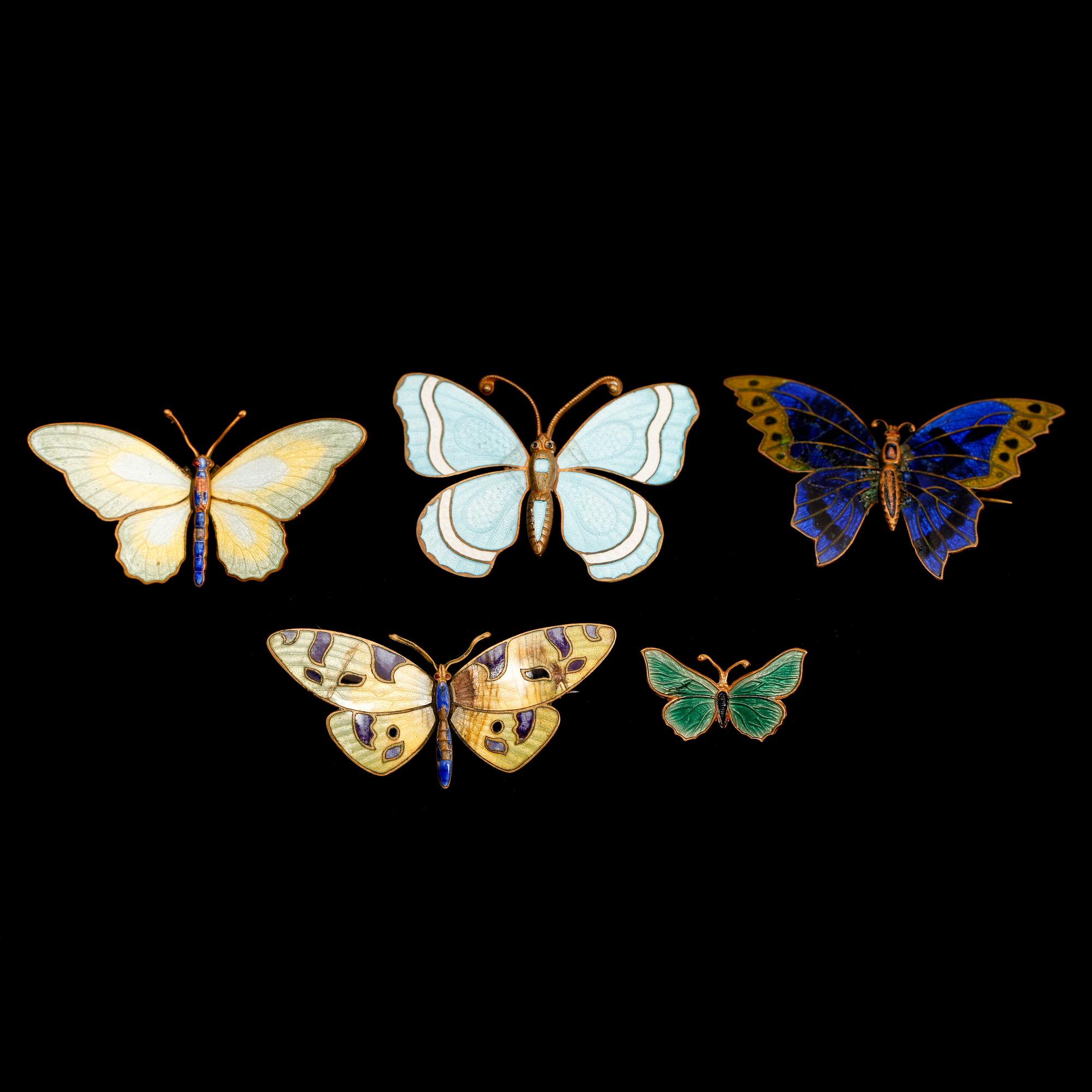 BROSCHER, 5 st, 1900-talets andra hälft.