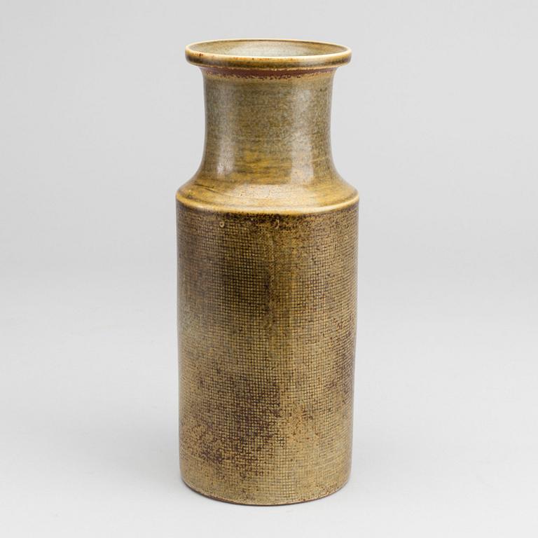 STIG LINDBERG, a ceramic vase.