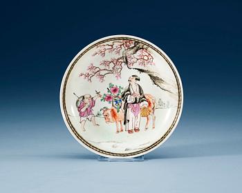 1672. A famille rose dish, Qing dynasty, 18th Century.