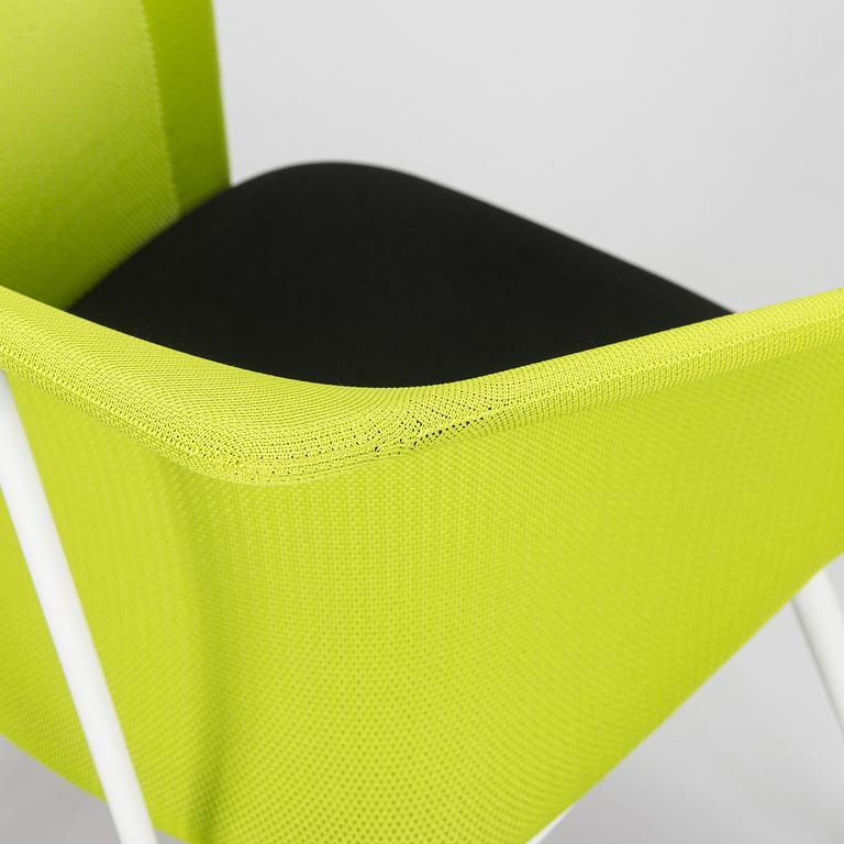 Jouni Leino, Fåtölj, "Lobay" för Brocape 2017. Jouni Leino Design Studio.