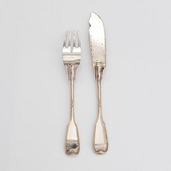A 12-piece set of silver fish cutlery, Germany, around the turn of the 20th century.