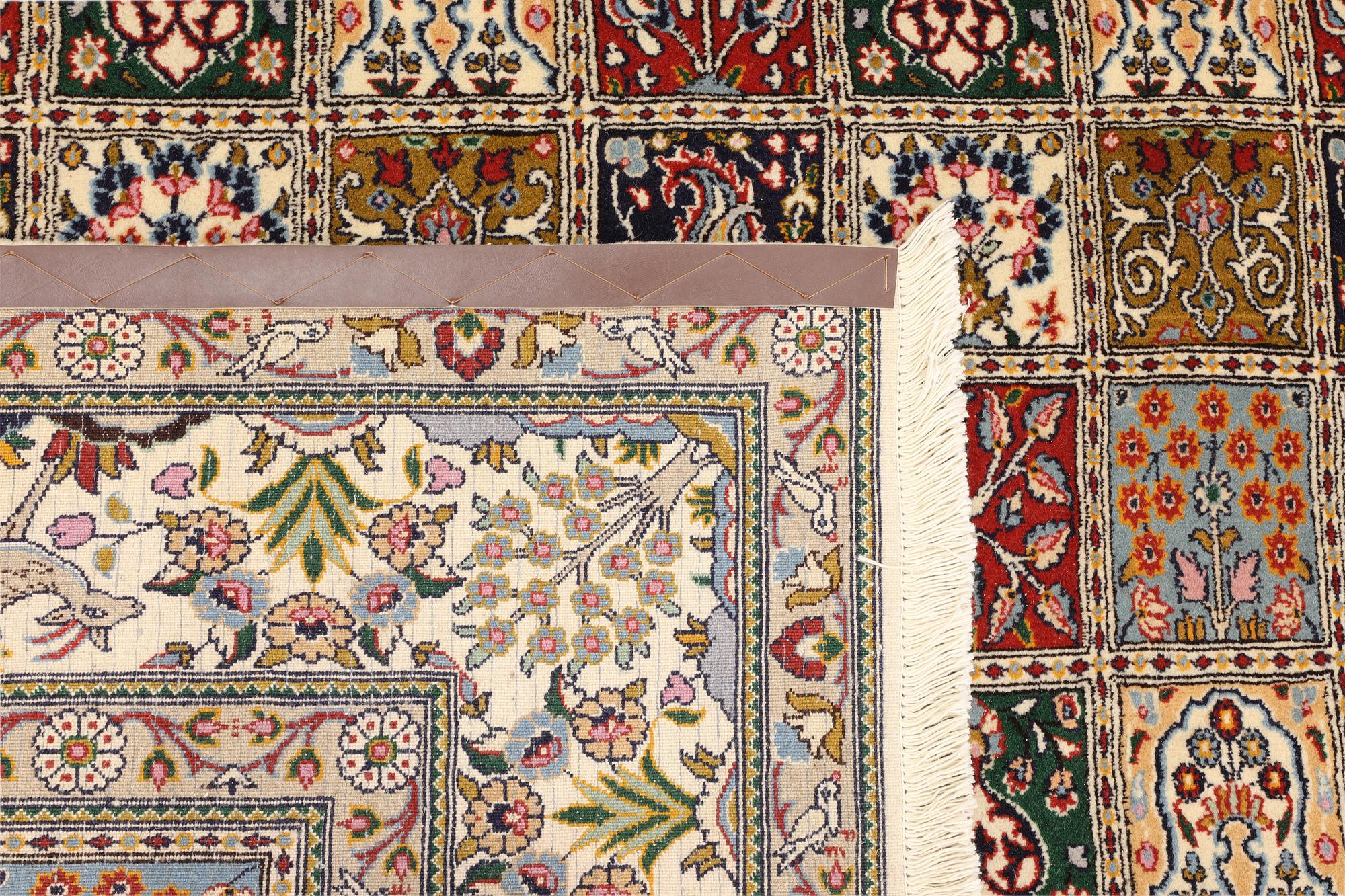A part silk Moud rug, approx. 250 x 199 cm.