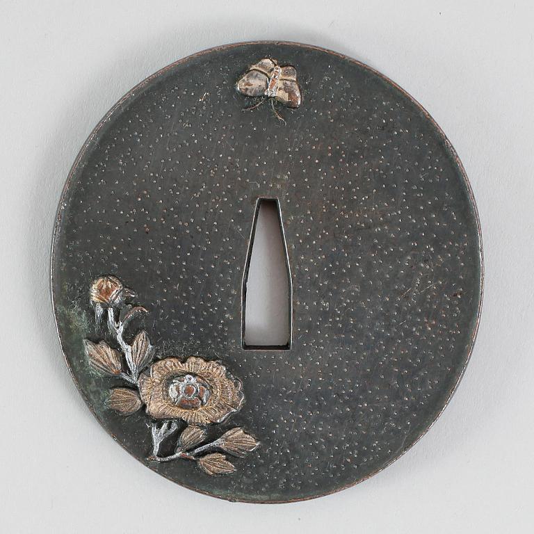 TSUBA, järn, Japan, 1800-talets andra hälft.
