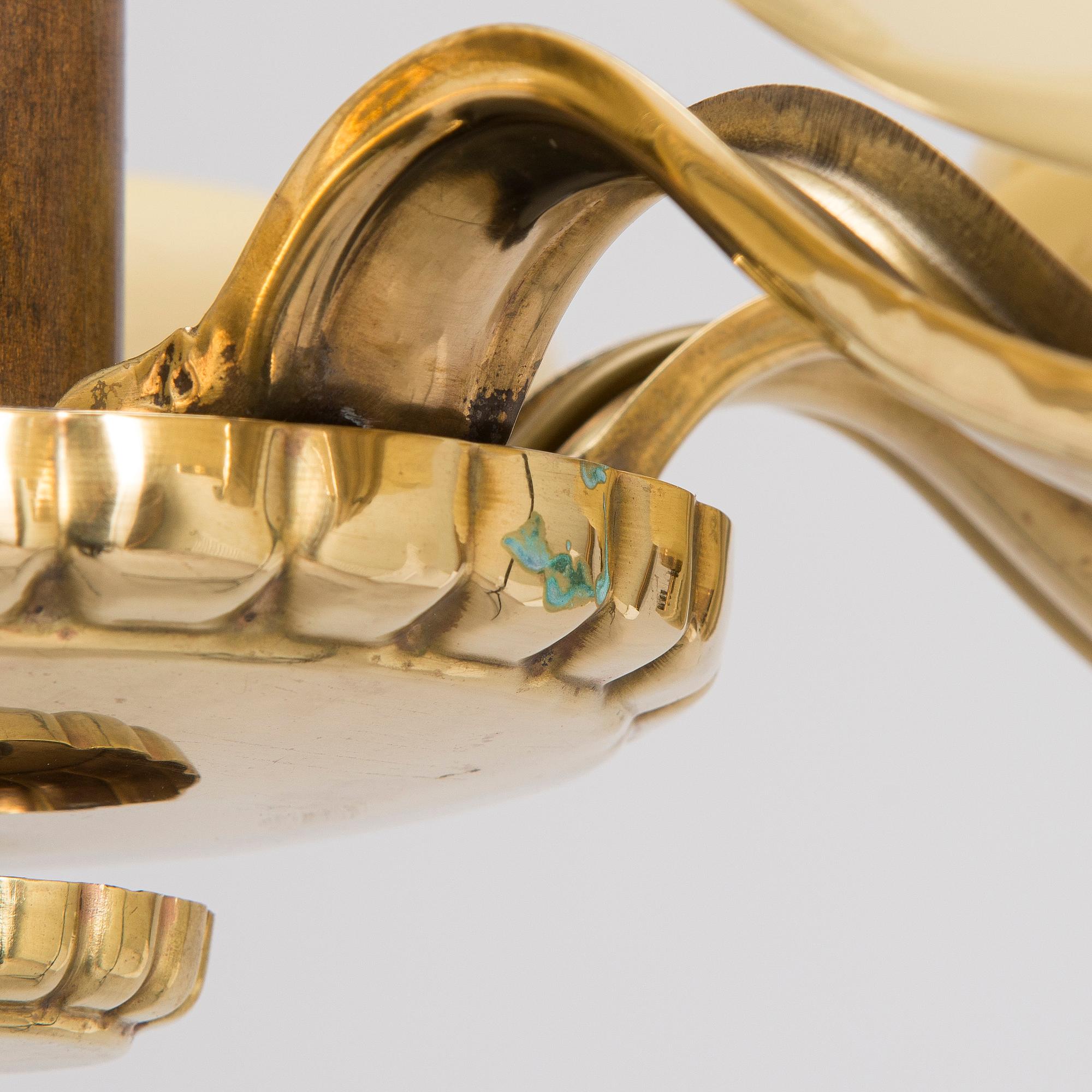 Paavo Tynell, a 1930's pendant light for Taito.