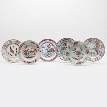 TALLRIKAR, 6 st, olika, porslin, Kina, 1700-tal.