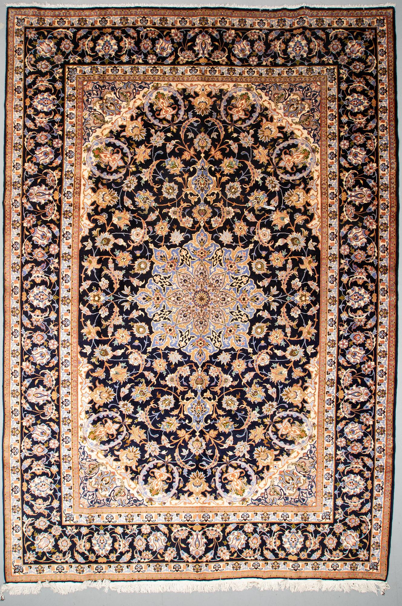 A CARPET, Najafabad, ca 488 x 340 cm.