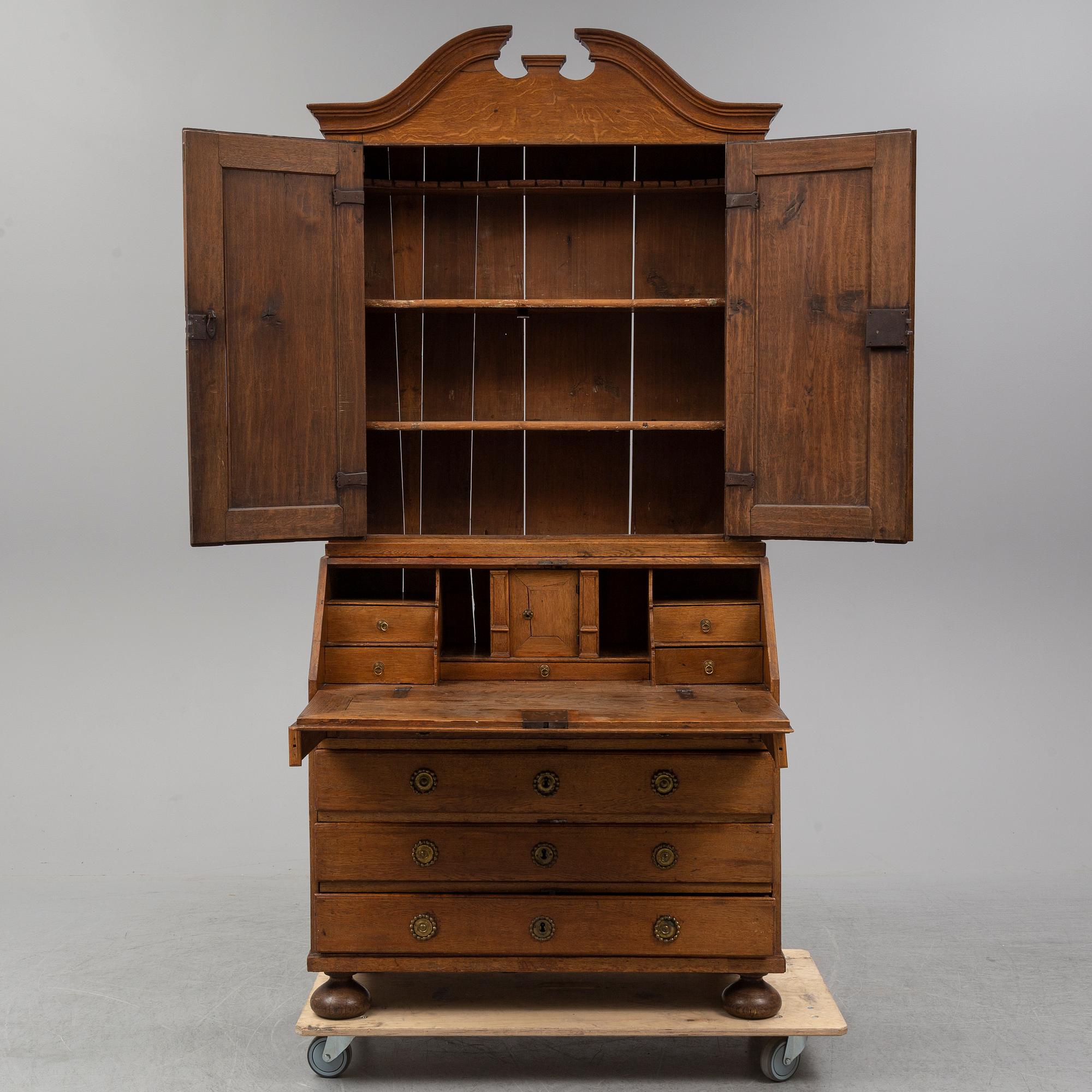 SKRIVSKÅP, Sverige, 1700-tal.