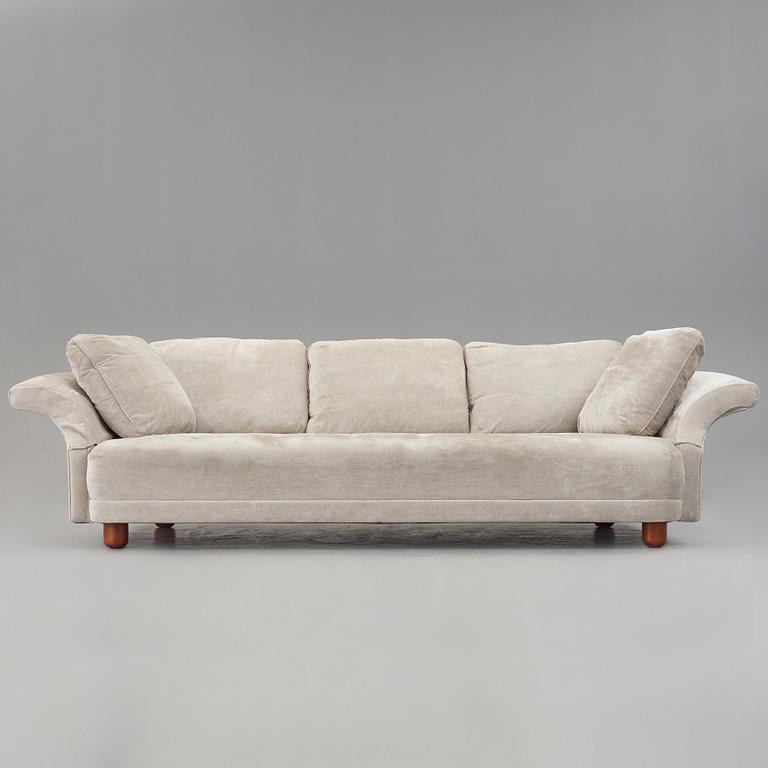Josef Frank, a "Liljevalchs" sofa, Svenskt Tenn, Sweden 2014.