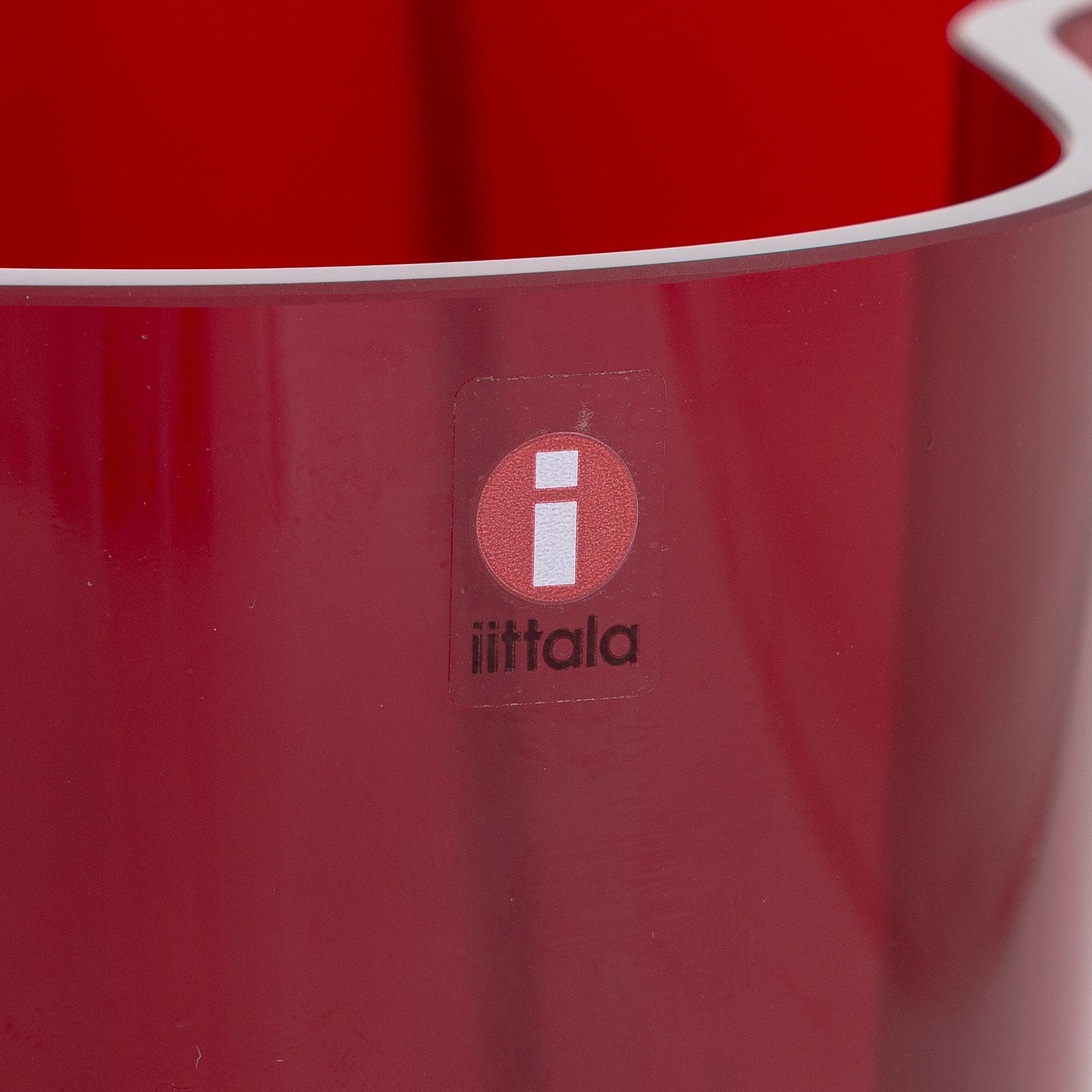 Alvar Aalto, a '3030' glas vase signed Alvar Aalto Iittala.