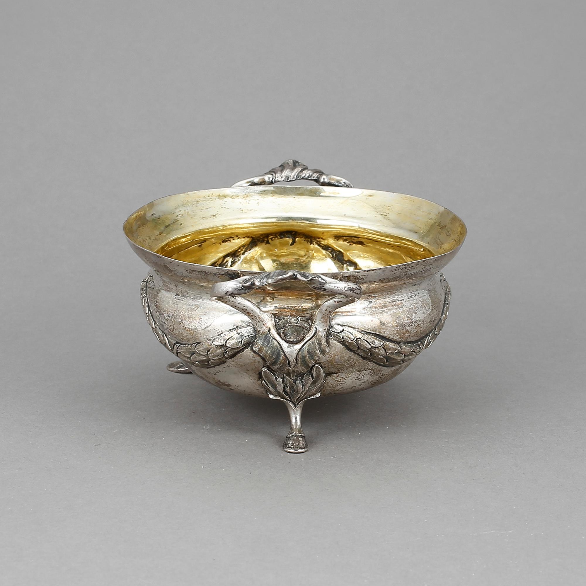 KONFEKTSKÅL, silver, rokoko, möjligen Jon Jonsen, Köpenhamn 1751. Vikt ca 281 gram.