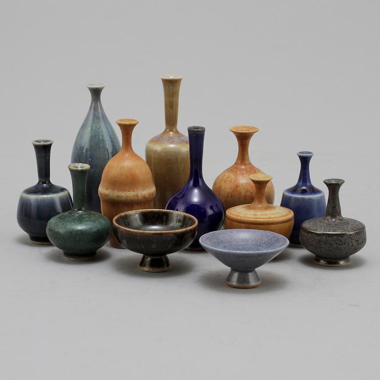 MINIATYRER, 12 st, stengods, Höganäs, 1900-talets andra hälft.