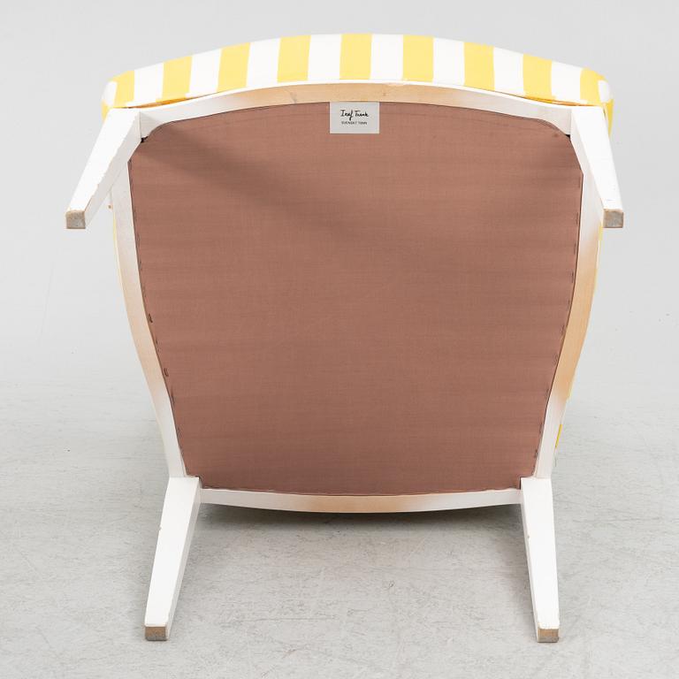 Josef Frank, a pair of model 969 arm chairs. Firma Svenskt Tenn.