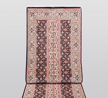 A runner, Täbris, part silk, ca 297 x 81 cm.