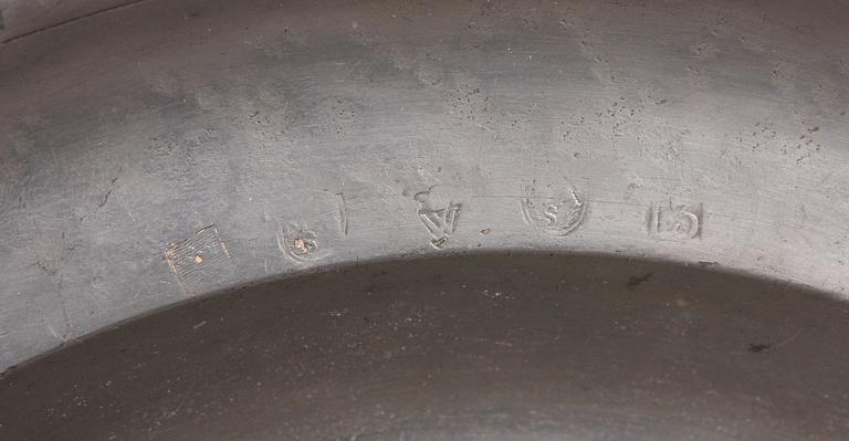 FAT, 2 st, tenn, Nicklas Anström, Växjö 1817 resp Nils Eric Justelius, Eksjö 1800-tal.