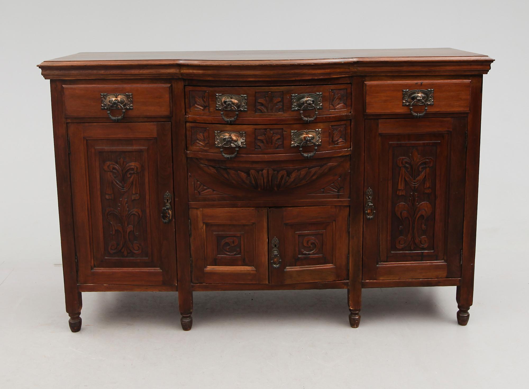 SIDEBOARD, England, 1900-talets första hälft.