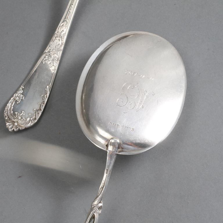 PARTI SILVER, 8 delar, 1800-talets samt 1900-talets första hälft, total vikt 586 g.