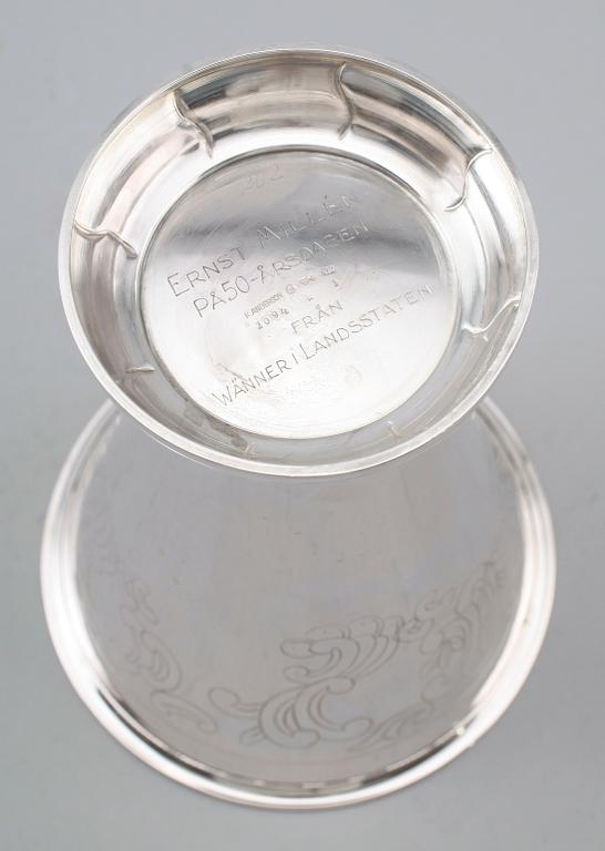 BÄGARE, silver, K Anderson, Stockholm 1939. Vikt ca 362 g.