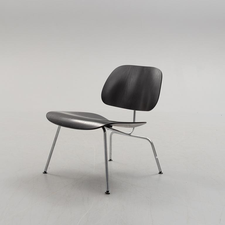 An 'LCM' chair, Charles & Ray Eames, for Vitra, late 20th Century.