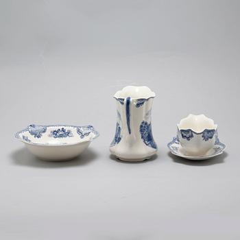 64 pieces of earthenware tableware, model "Old Britain Castles" by Johnson Bros, England, first half of the 20th century.