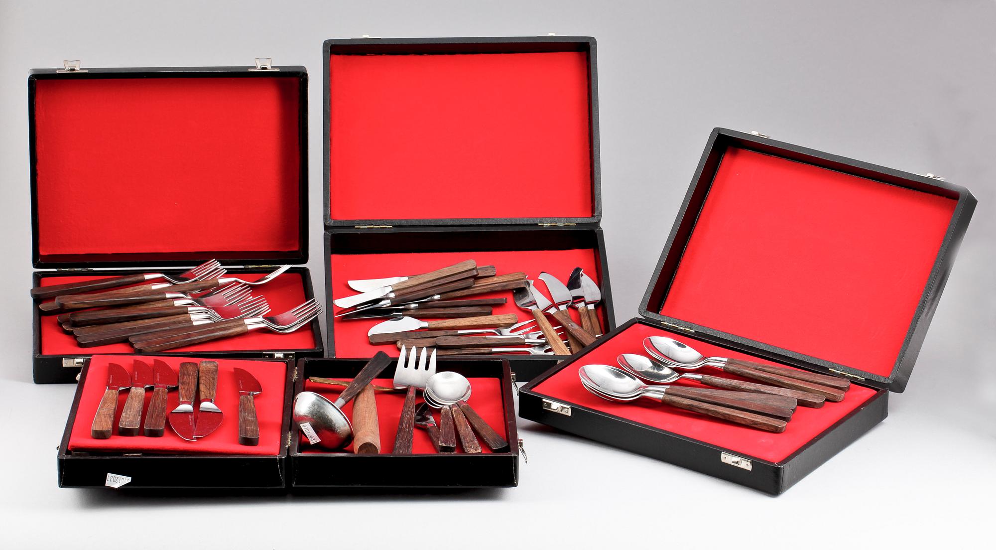 BESTICKUPPSÄTTNING, 47 delar. Rostfri stål. Hackman, Finland.