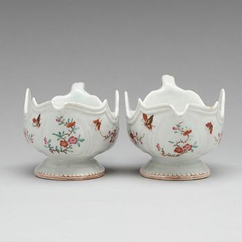 A pair of famille rose sauce boats, Qing dynasty, Qianlong (1736-95).