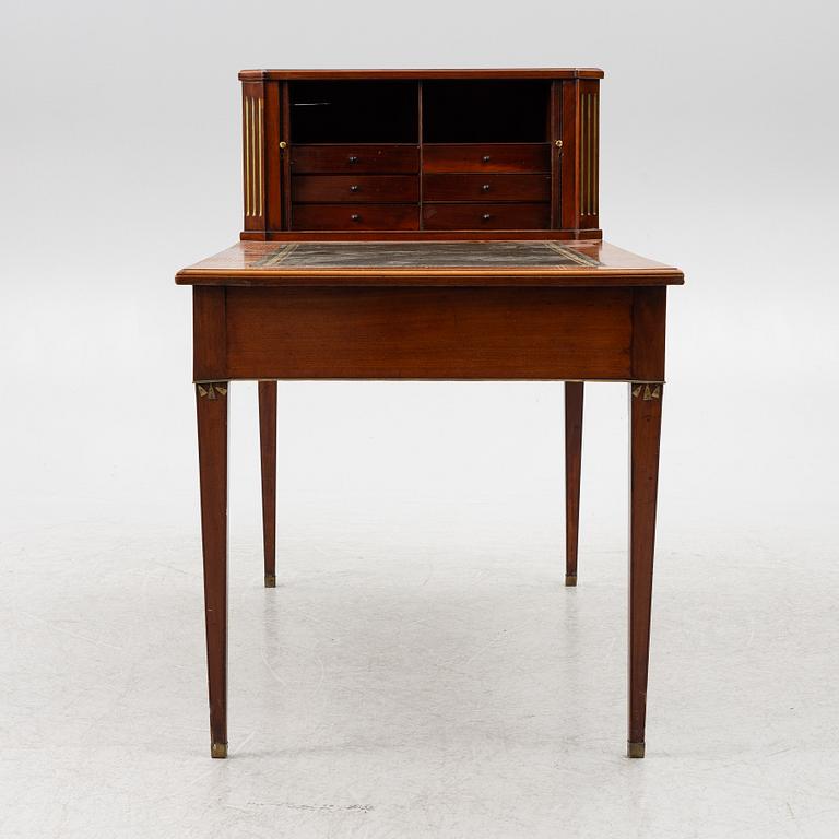 A late Gustavian desk, circa 1800.