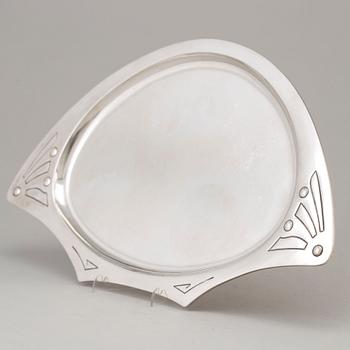 A Swedish Art Nouveau silver tray, maker's mark CG Hallberg, Stockholm, 1904.