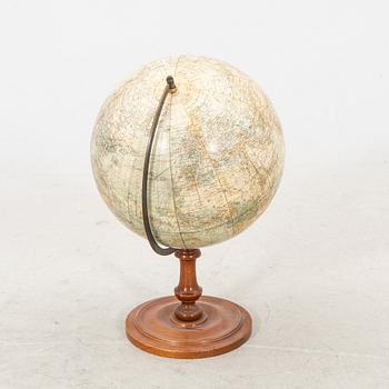 An early 1900s globe.