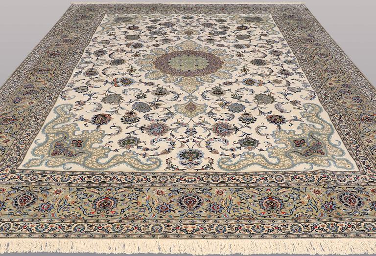A carpet, sk Royal Kashan, ca 432 x 313 cm.