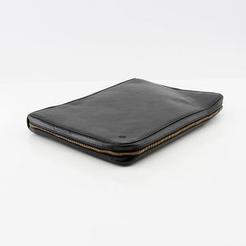 Mulberry laptop case.