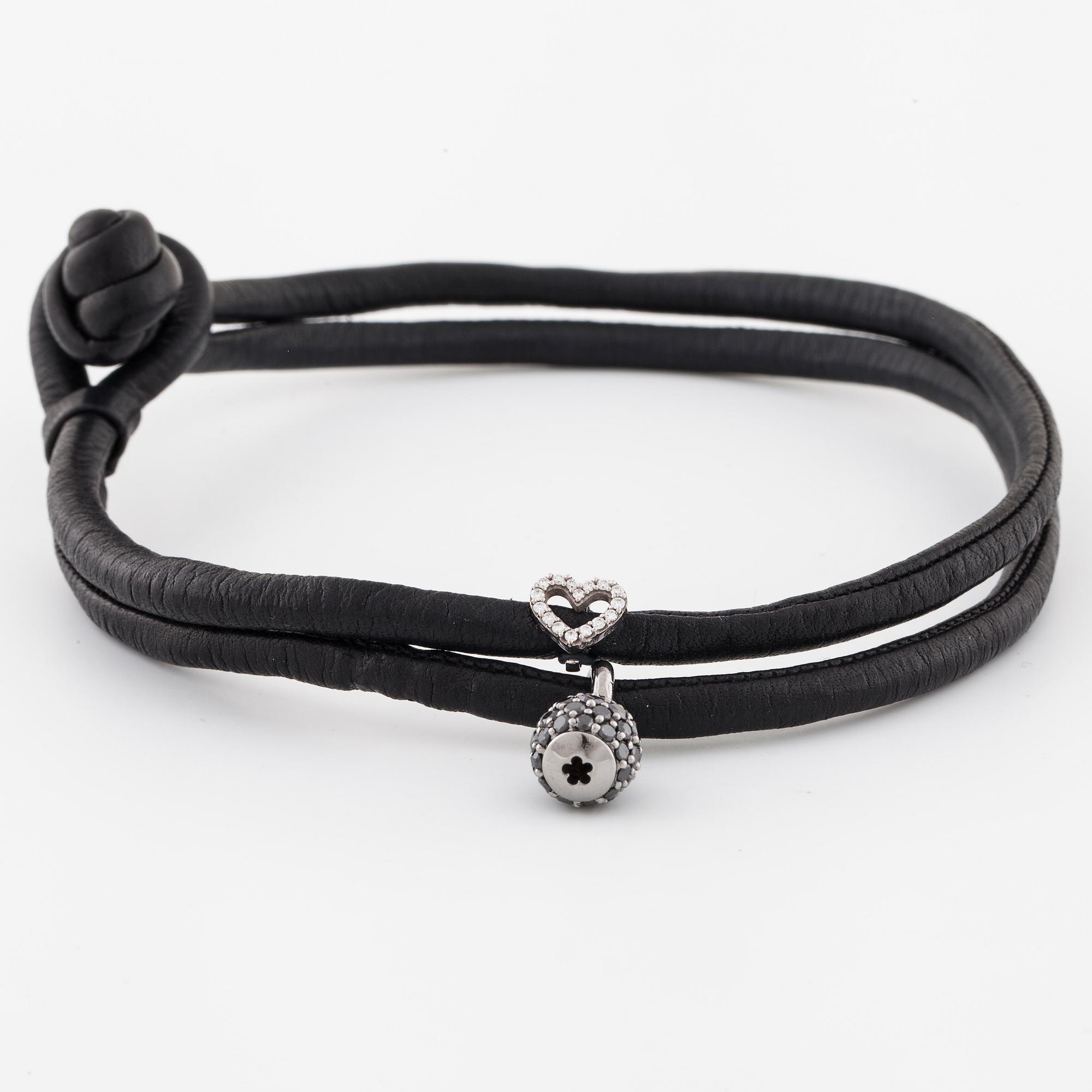 OLE LYNGGAARD, a "Sweet Drops" charm bracelet design Charlotte Lynggaard.