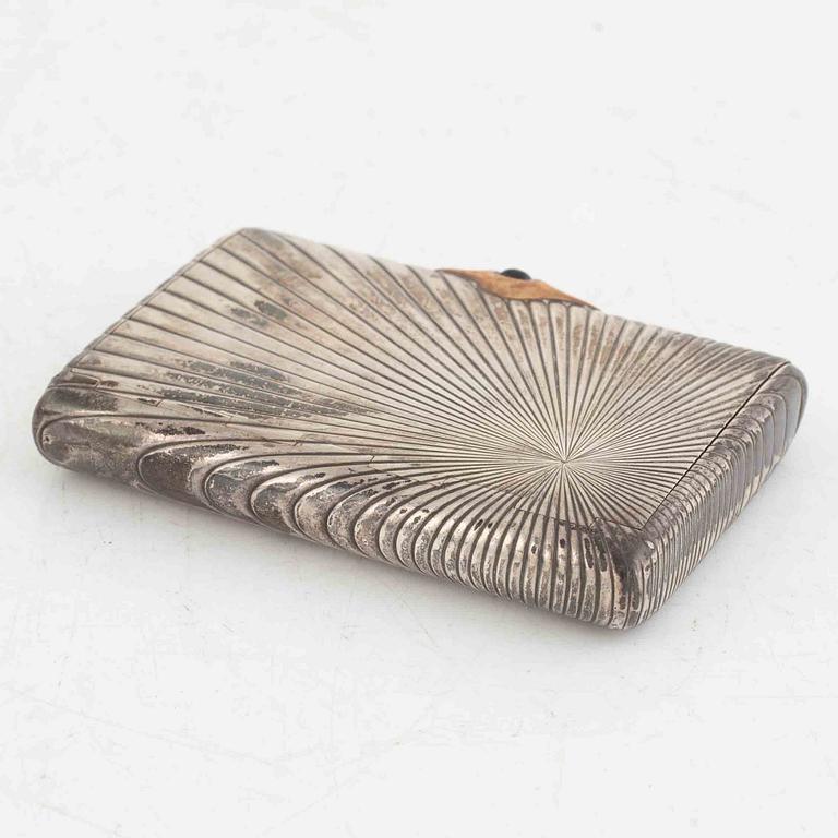 Powder box and cigarette case, silver, including Finland 1912.