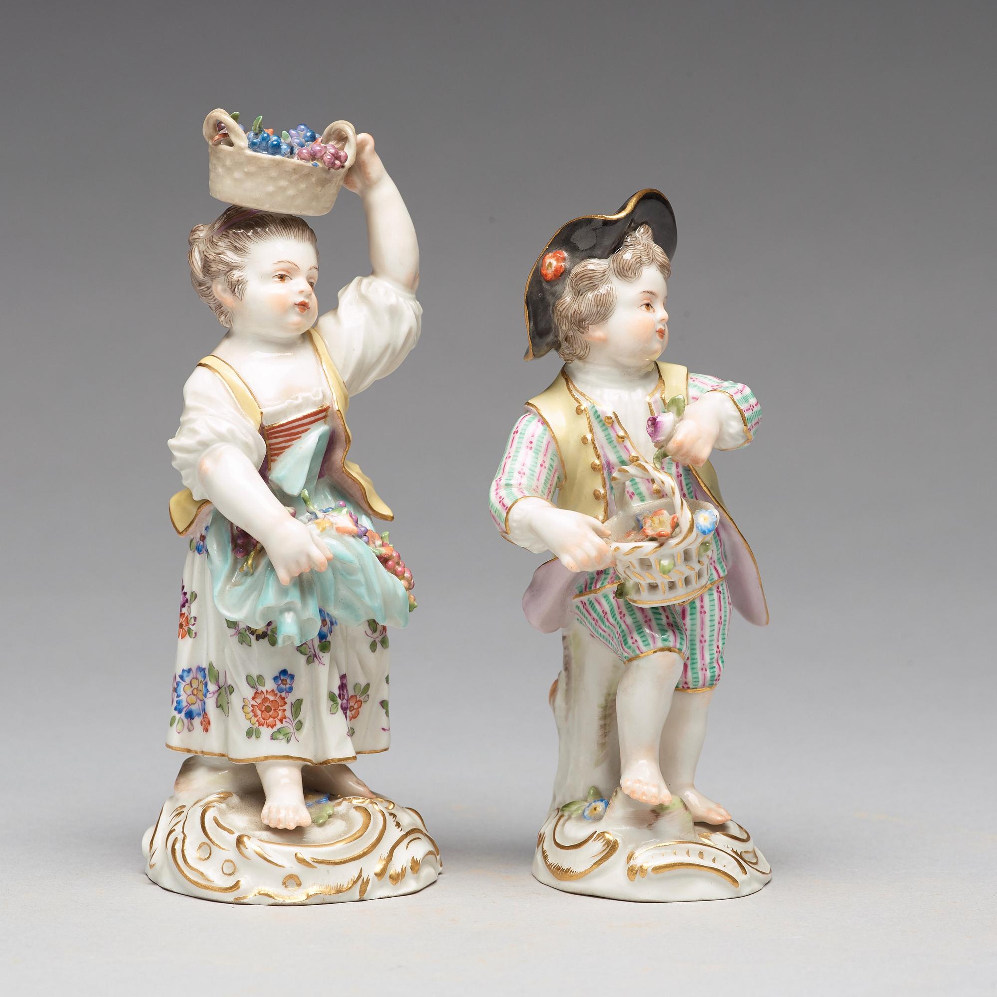 Two Meissen porcelain figurines, 20th Century.