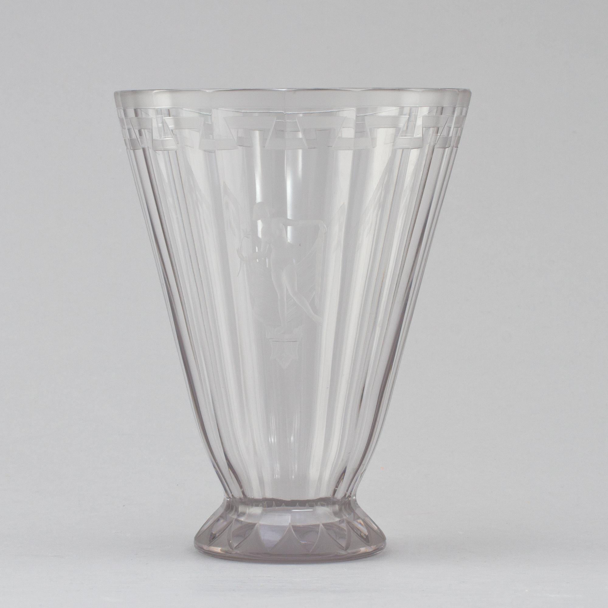 VAS, Simon Gate, Orrefors, signerad samt med otydlig numrering.